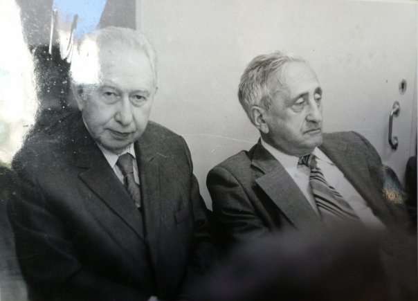Адвокат Брауде Илья Давидович (слева).